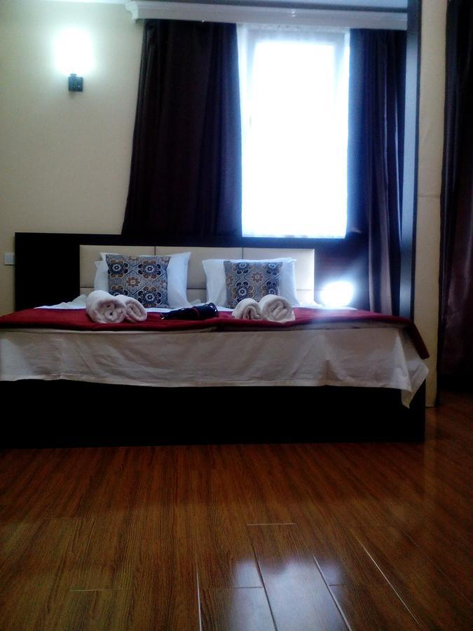 Hotel White Neptun Georgia Tbilissi Extérieur photo